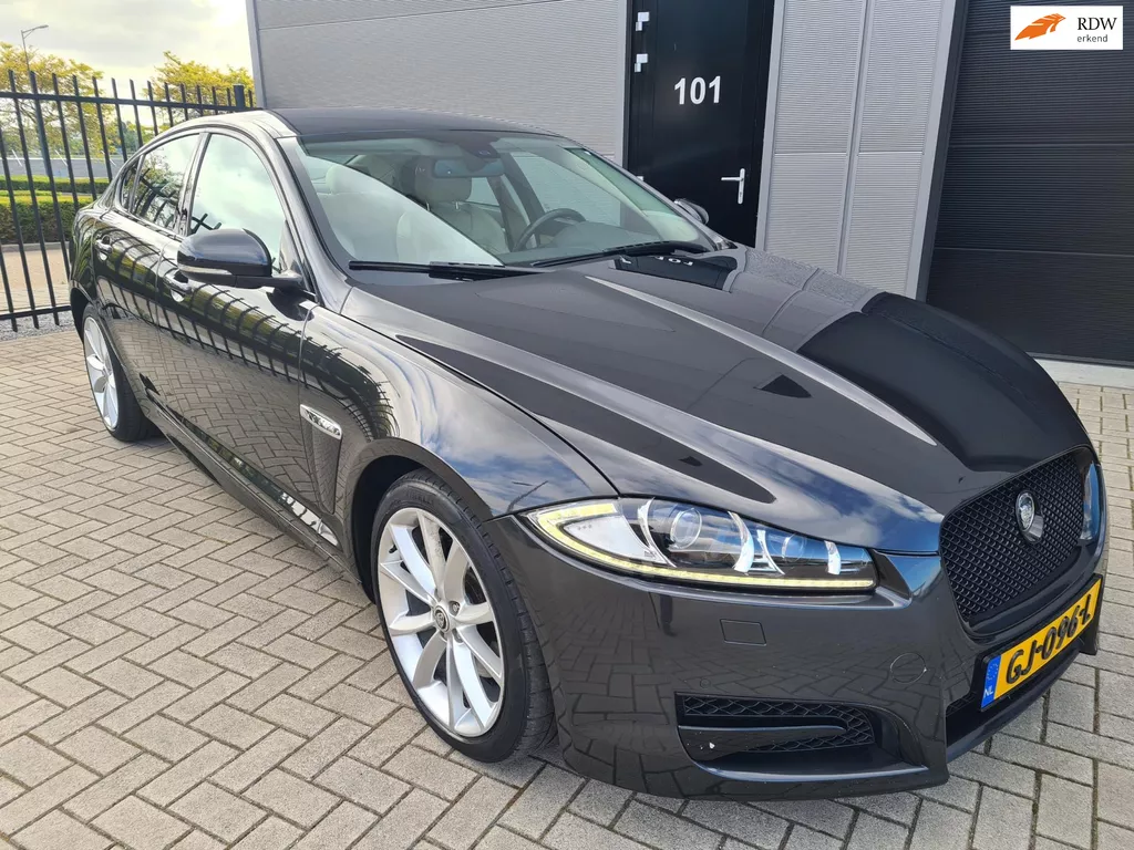 Jaguar XF 2.2D
